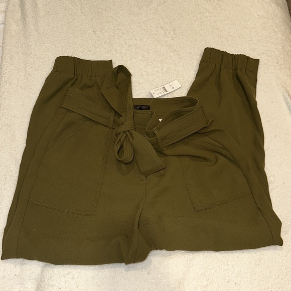 J. Crew Pleat-front easy pant in 365 crepe -moss size 10 - Picture 2 of 4